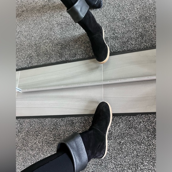 Stuart Weizman suede boots - Picture 10 of 11